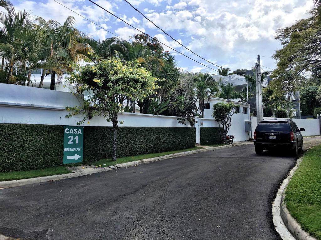 Отель Casa Veintiuno Сосуа Экстерьер фото